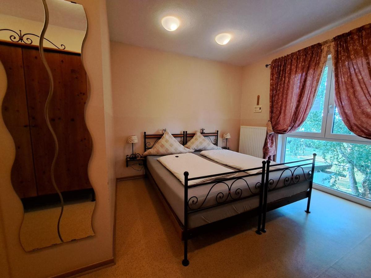 Mediterran Hotel Juwel Karlstein am Main Bagian luar foto